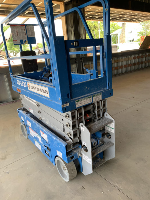 2020 Genie GS-1930 Solid Non Marking Tires, Beacon, Folding rails with half height swing gate