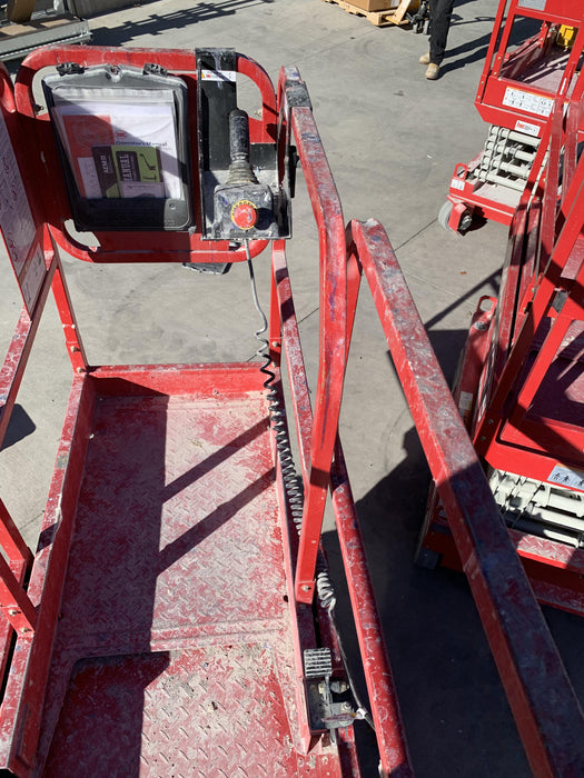 2020 MEC 1330SE Solid NM Tires, Steel Swing out Doors, LCS, Beacon, 900W Inverter