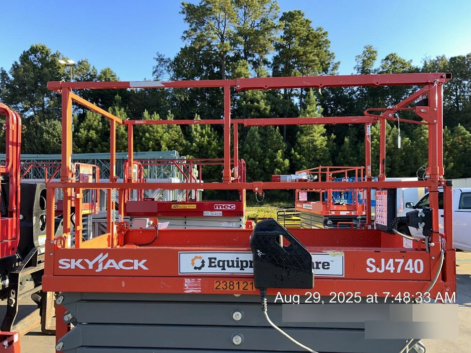 2022 SKYJACK SJ4740