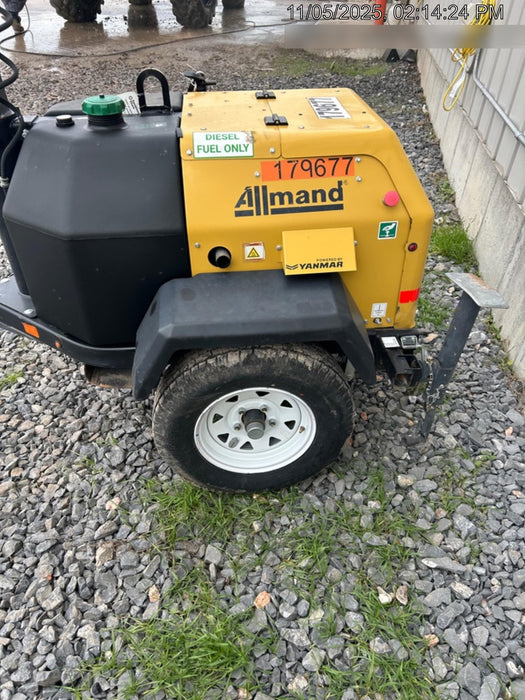 Allmand NLV3GR (4) LED Light Fixture 350W, 23' Vertical Mast, 3kW Prime, Towable, Deep Sea L401, Leveling Jacks, Yanmar T4F 5.8hp