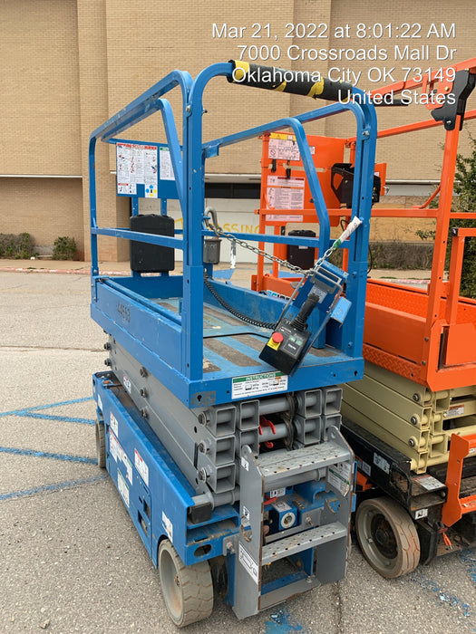 2019 Genie GS-1930 Fixed rails with chain Entry