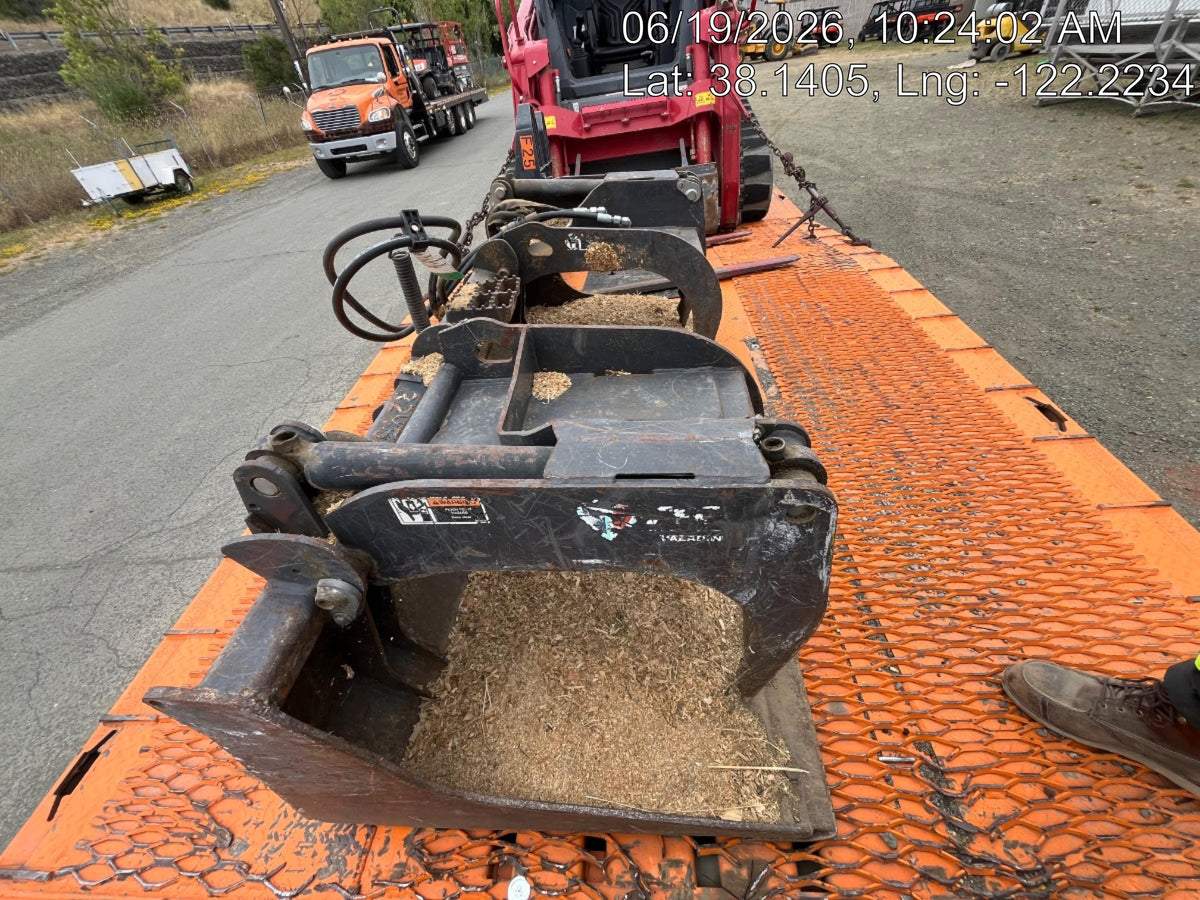 2019 PALADIN 76" Scrap Grapple Bucket - Paladin