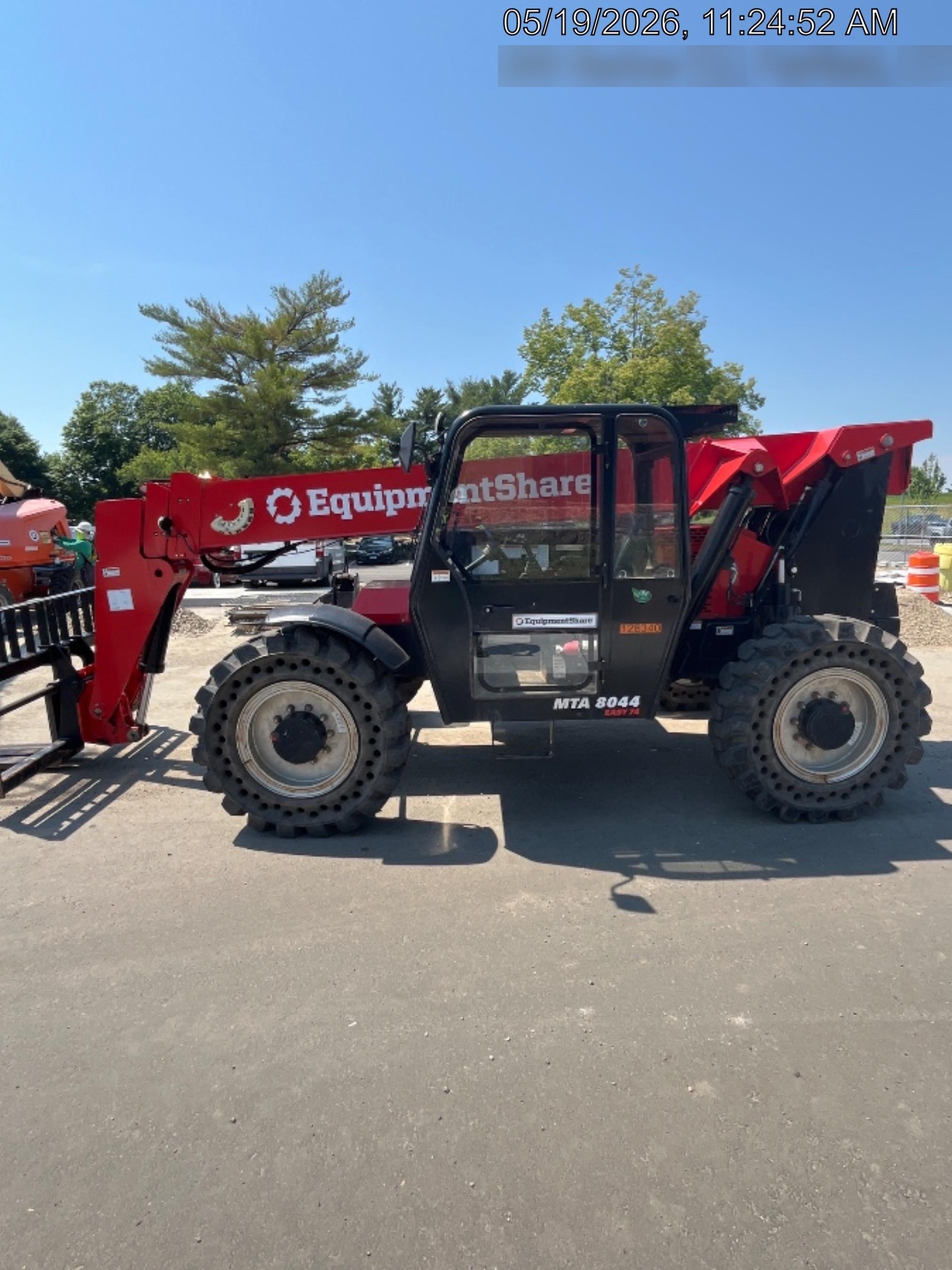 2021 MANITOU MTA8044