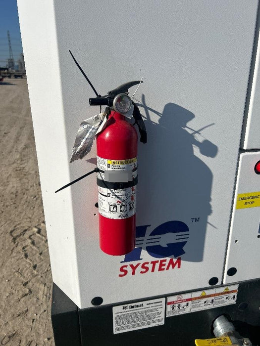 2025 BOBCAT PA915WCU-T4F