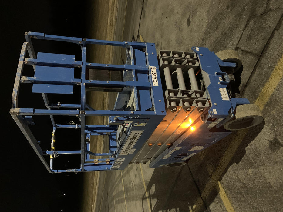 2020 Genie GS-2632 Solid NM Tires, Folding Rails with Half-Height Swing Gate, Beacon