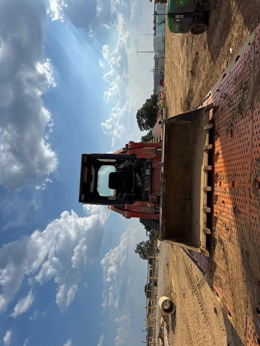 2019 Kubota SVL95-2S Cab/Heat/Air, Standard Tracks, Standard Flow w/Manual QC, 80" HD Tooth Bucket