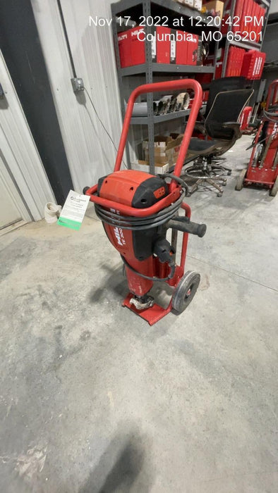 2020 HILTI TE 3000-AVR