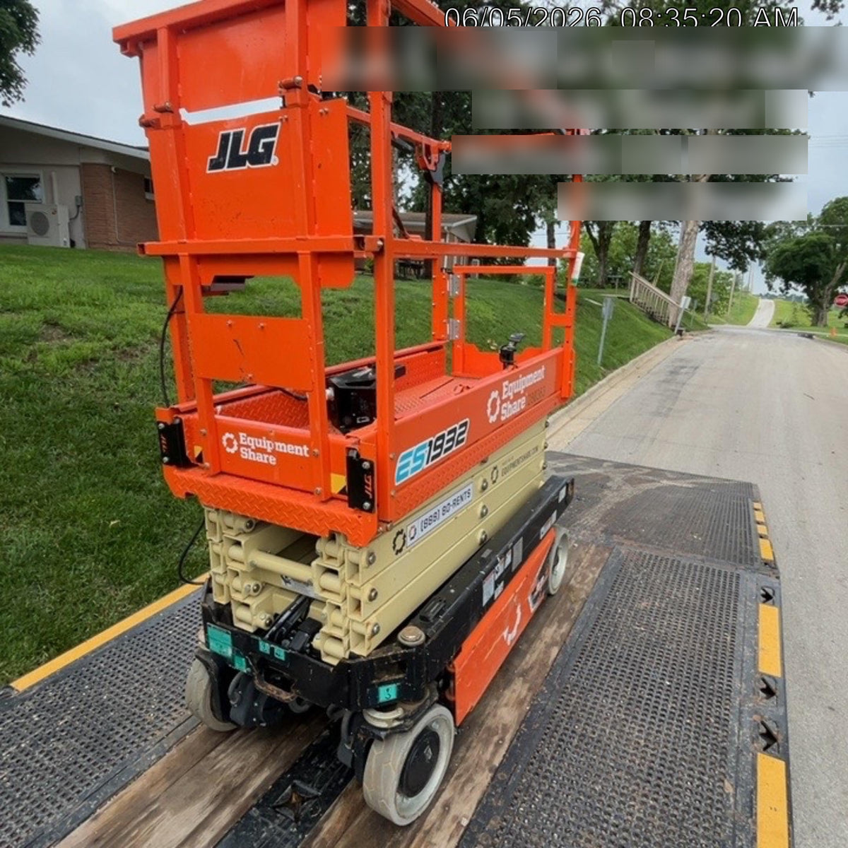 2022 JLG ES1932