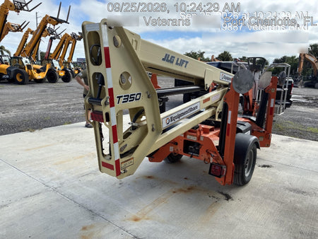 2022 JLG T350