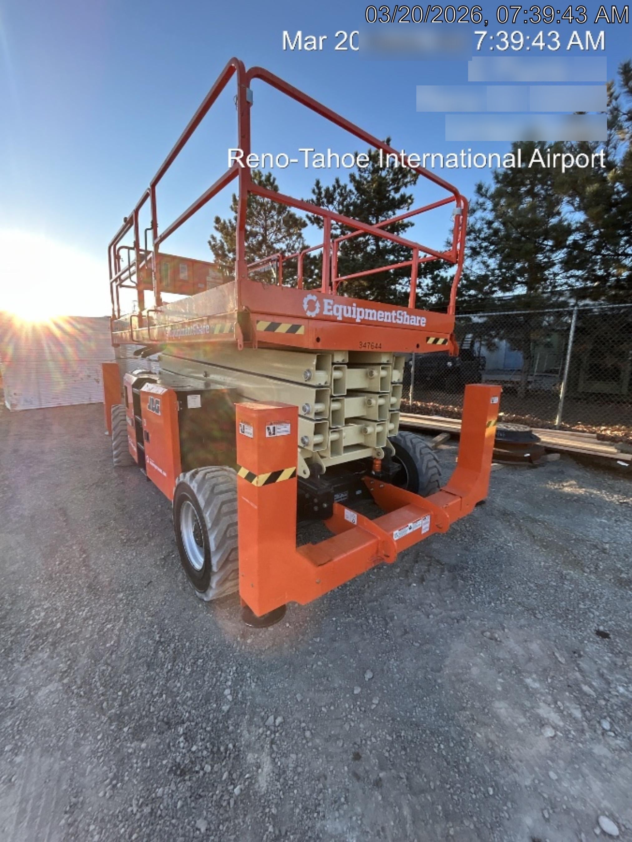 2023 JLG RT4394