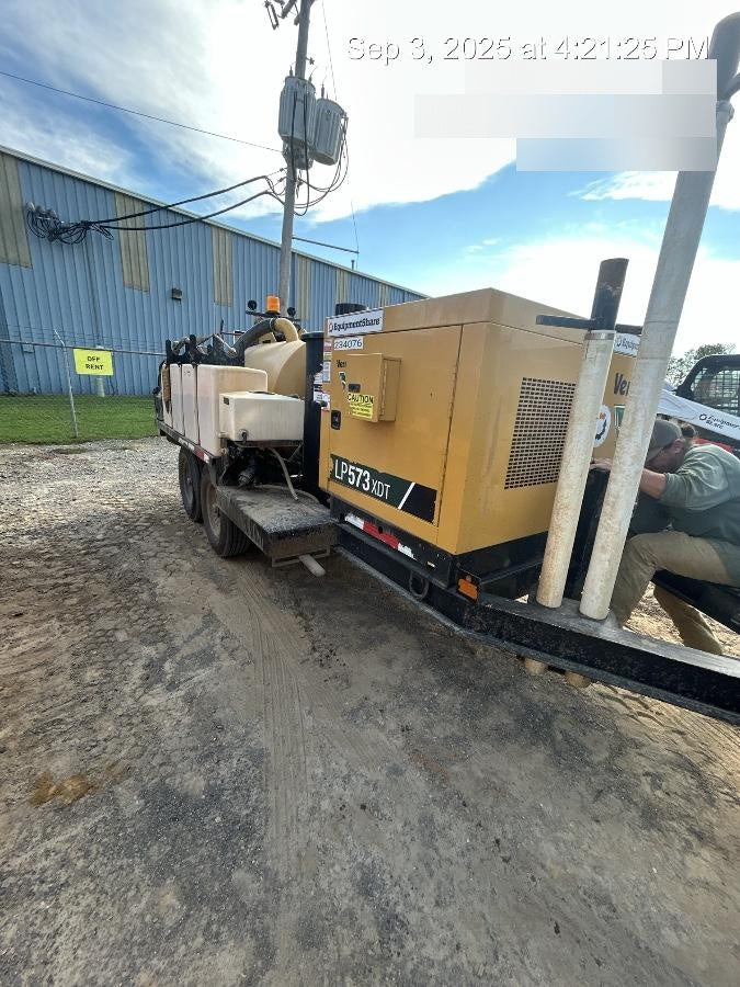 2022 Vac-Tron LP573XDT T4 Koehler Diesel Engine, 500 Gallon Debris Tank, x2 100 Gallon Water Tanks