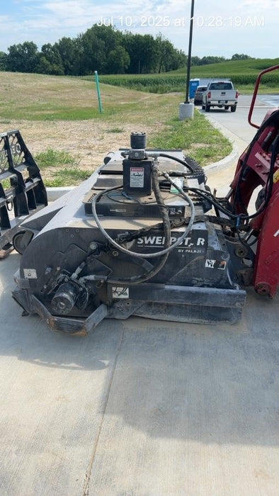 2015 PALADIN Sweepster SB60