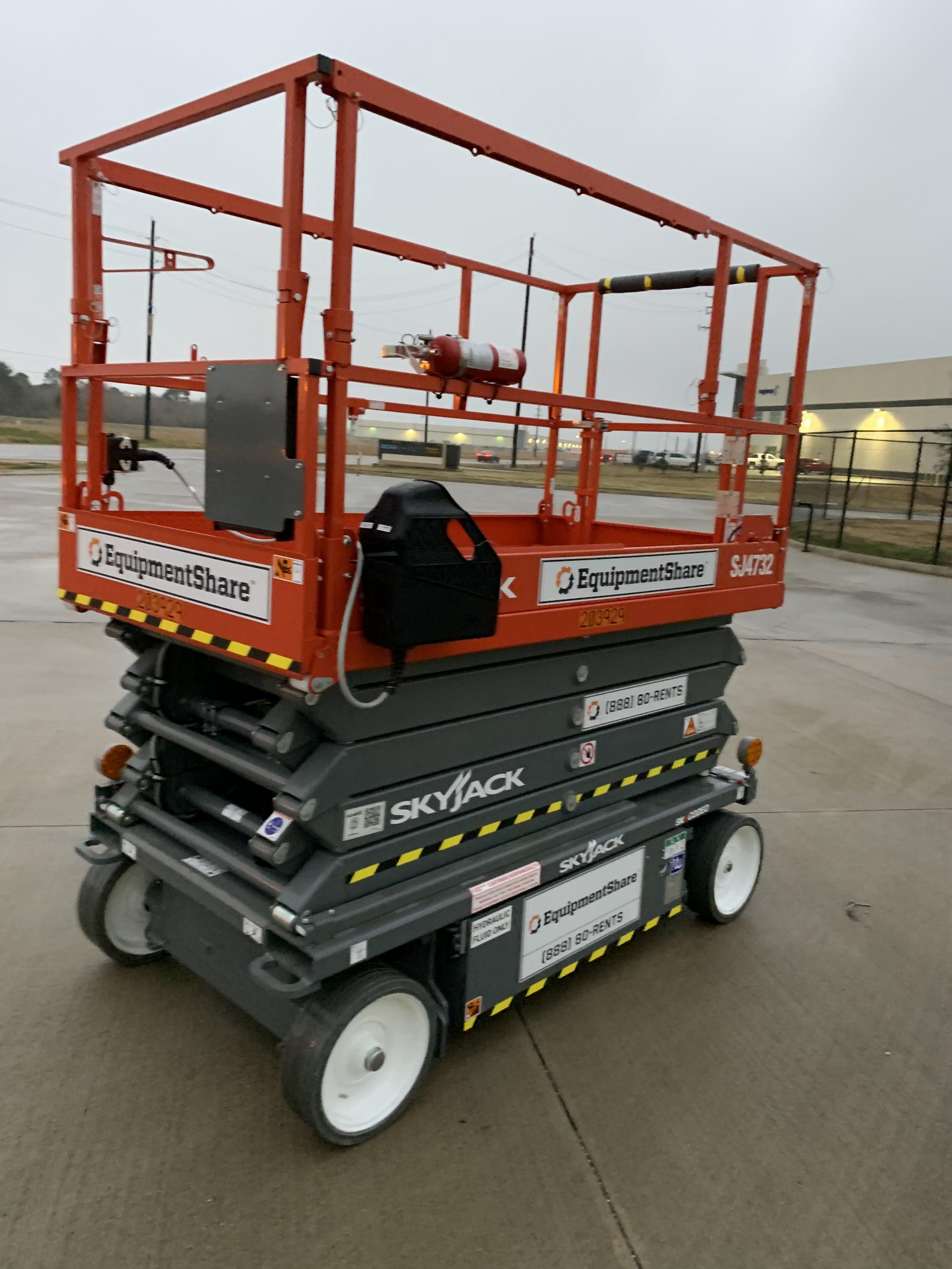 2022 SKYJACK SJ4732