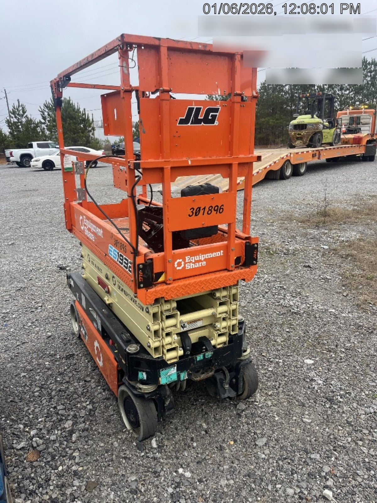 2023 JLG ES1932