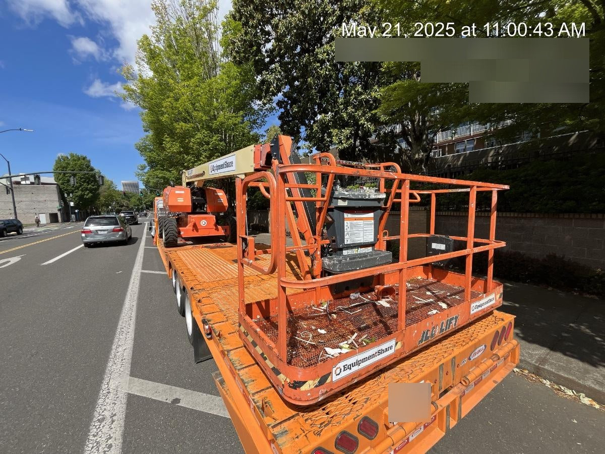 2021 JLG 860SJ
