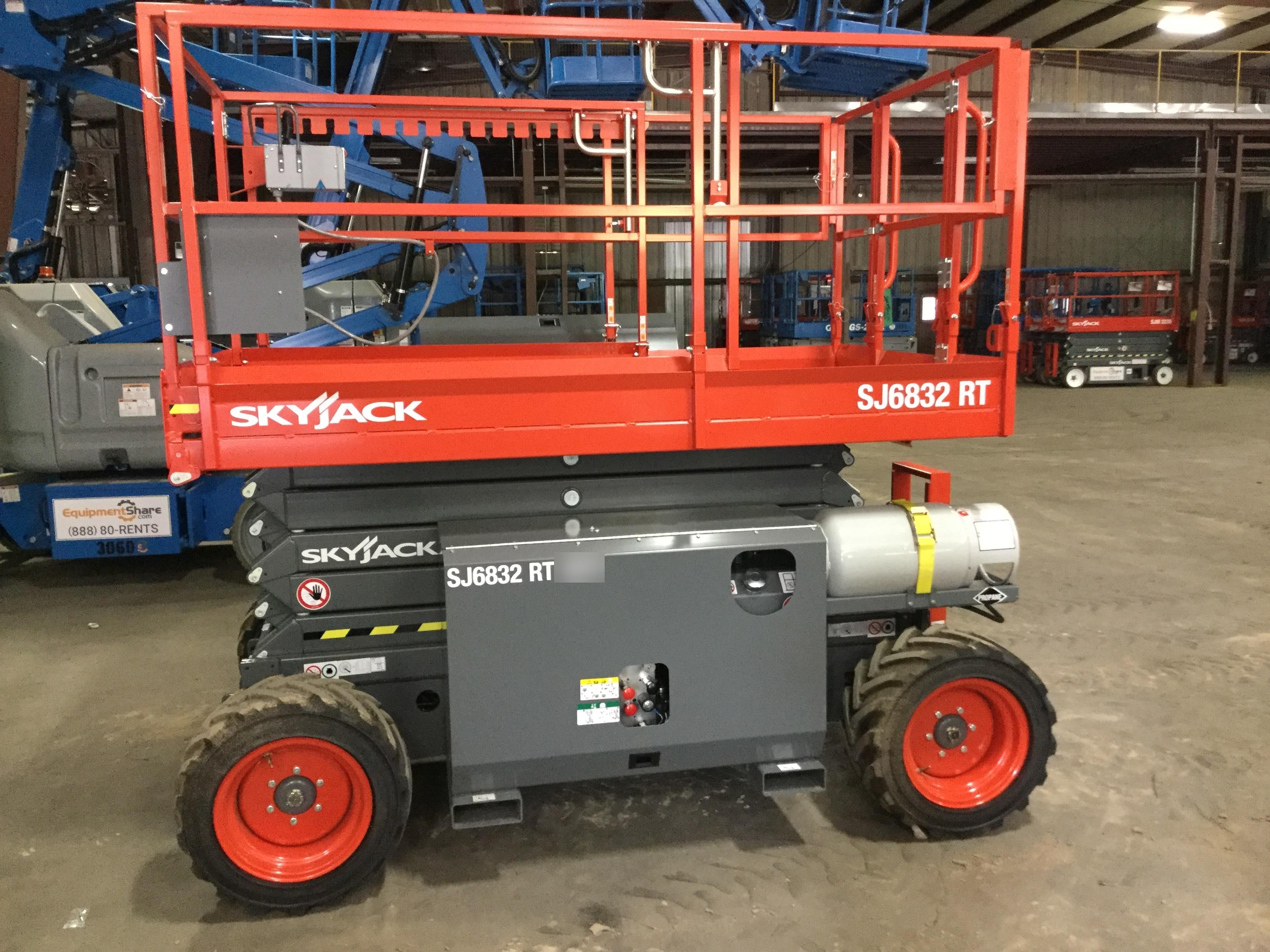 2017 SKYJACK SJ6832 RT