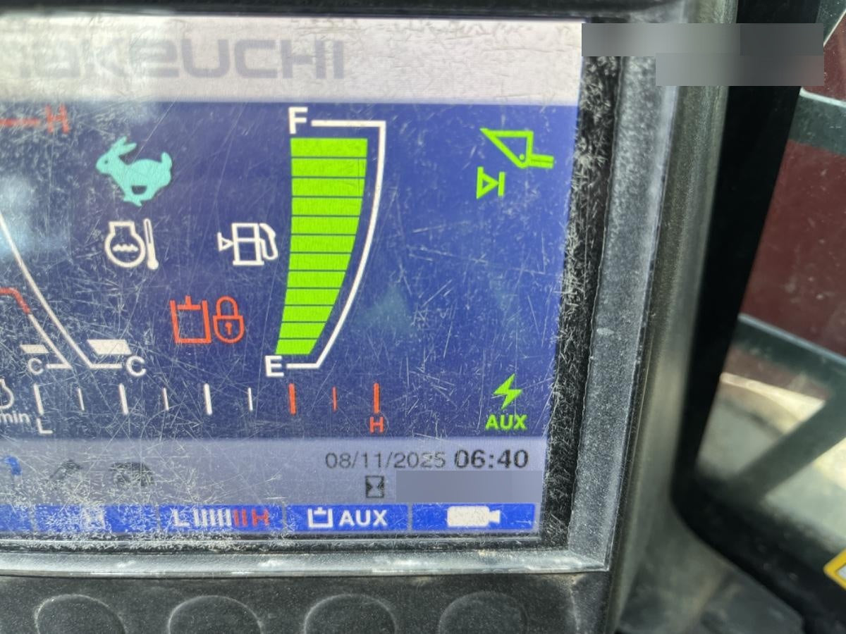 2019 Takeuchi TL10V2-CR Cab/Heat/AC, Rubber Tracks, Backup Alarm, Front & rear working Lights, Auxiliary Hydraulics, 2 Speed Travel, Engine Monitoring System, Hydraulic universal quick hitch w/76" HD dirt bucket with 8 teeth, 20.3 cubic feet capacity, 48" Pallet forks and frame