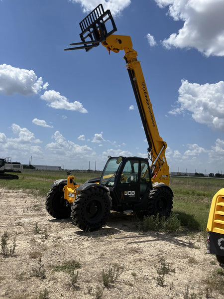 2023 JCB 509-42