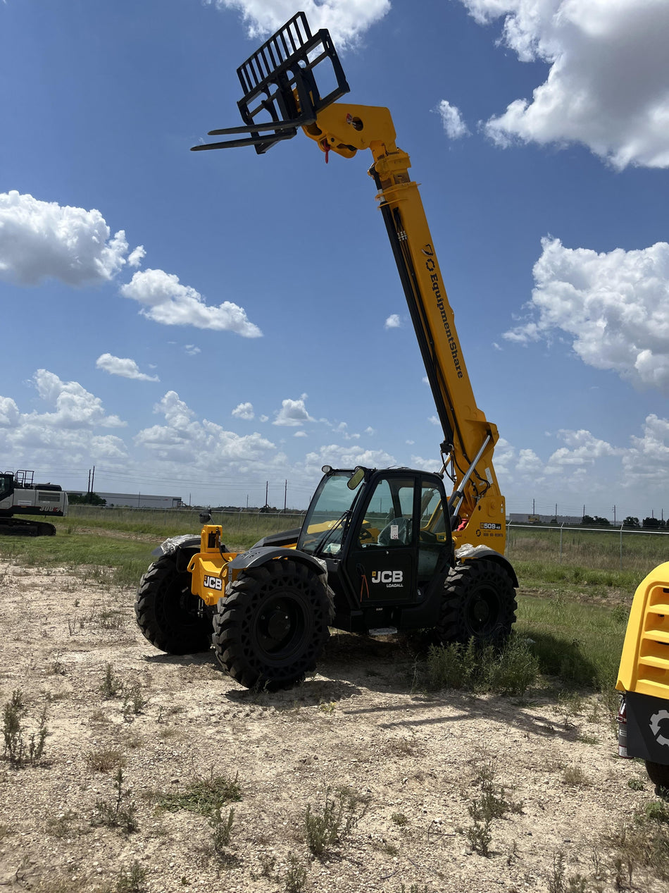 2023 JCB 509-42