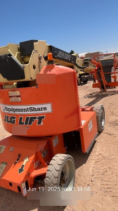 2019 JLG E400AJPN