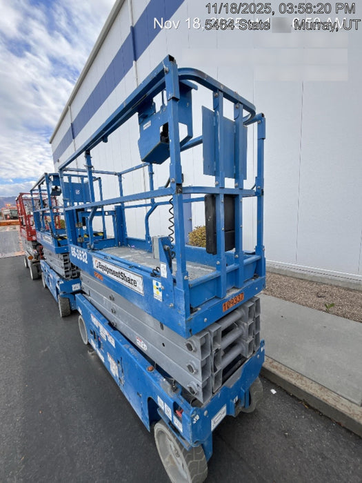 2020 Genie GS-2632 Solid NM Tires, Folding Rails with Half-Height Swing Gate, Beacon