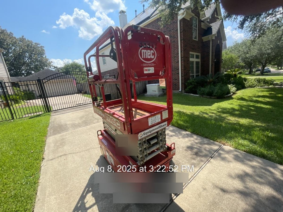 2019 MEC 1330SE Motion Alarm, Beacon, Includes MachineLink keypad and telematics device