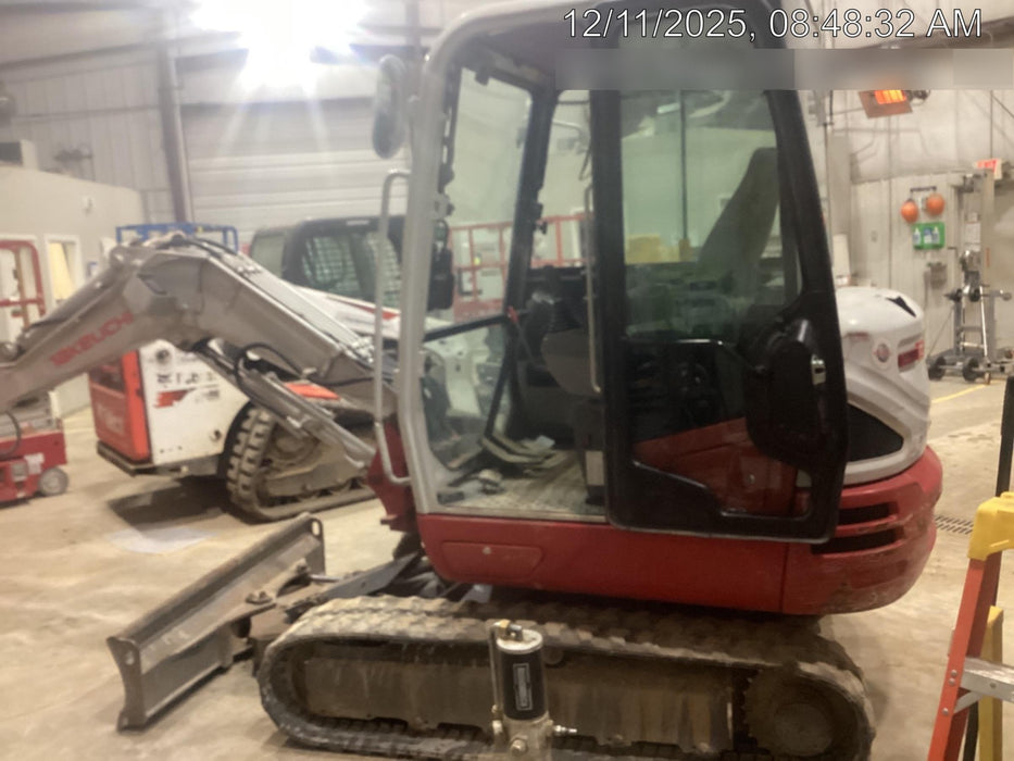 2018 Takeuchi TB235-2CR TAKEUCHI TB235CRA