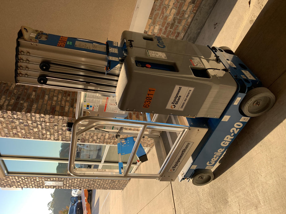 2020 GENIE GR-20