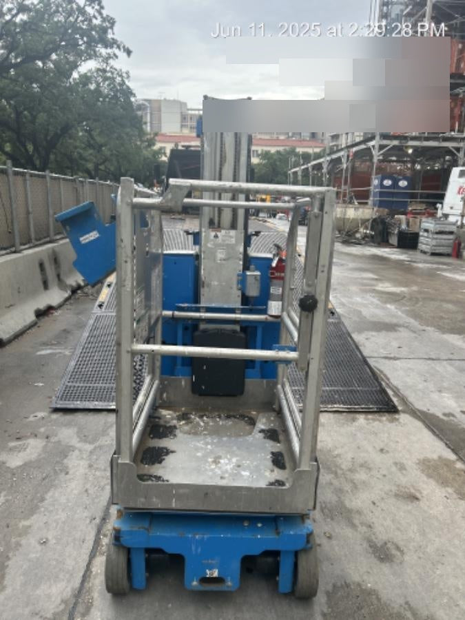 2020 GENIE GR-20