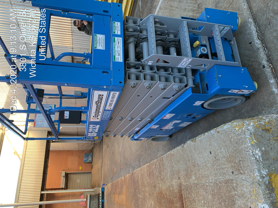 2020 Genie GS-3232 Standard, Folding half height swing gate, 800W Inverter