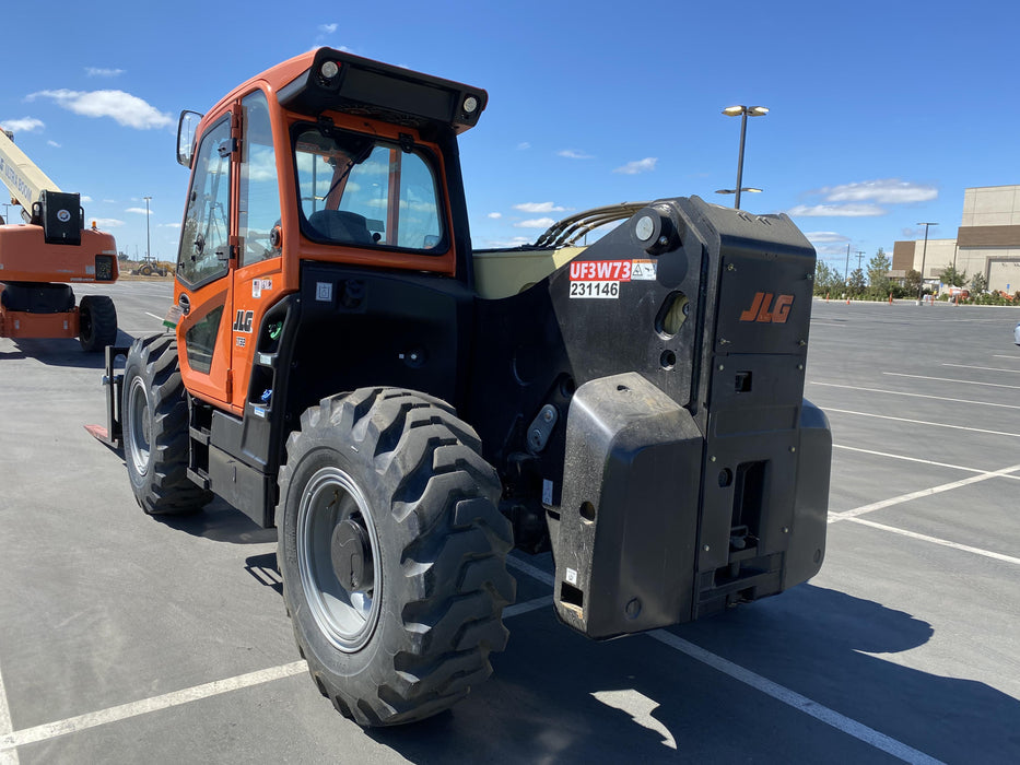 2022 JLG 1732