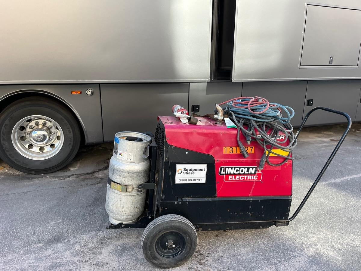 2021 Lincoln Electric Ranger 305 LPG K3430-1, Ranger 305 LPG, Undercarriage, Tank Holder & Strap, 10kw AC Gen, 25hp Kohler LPG Eng