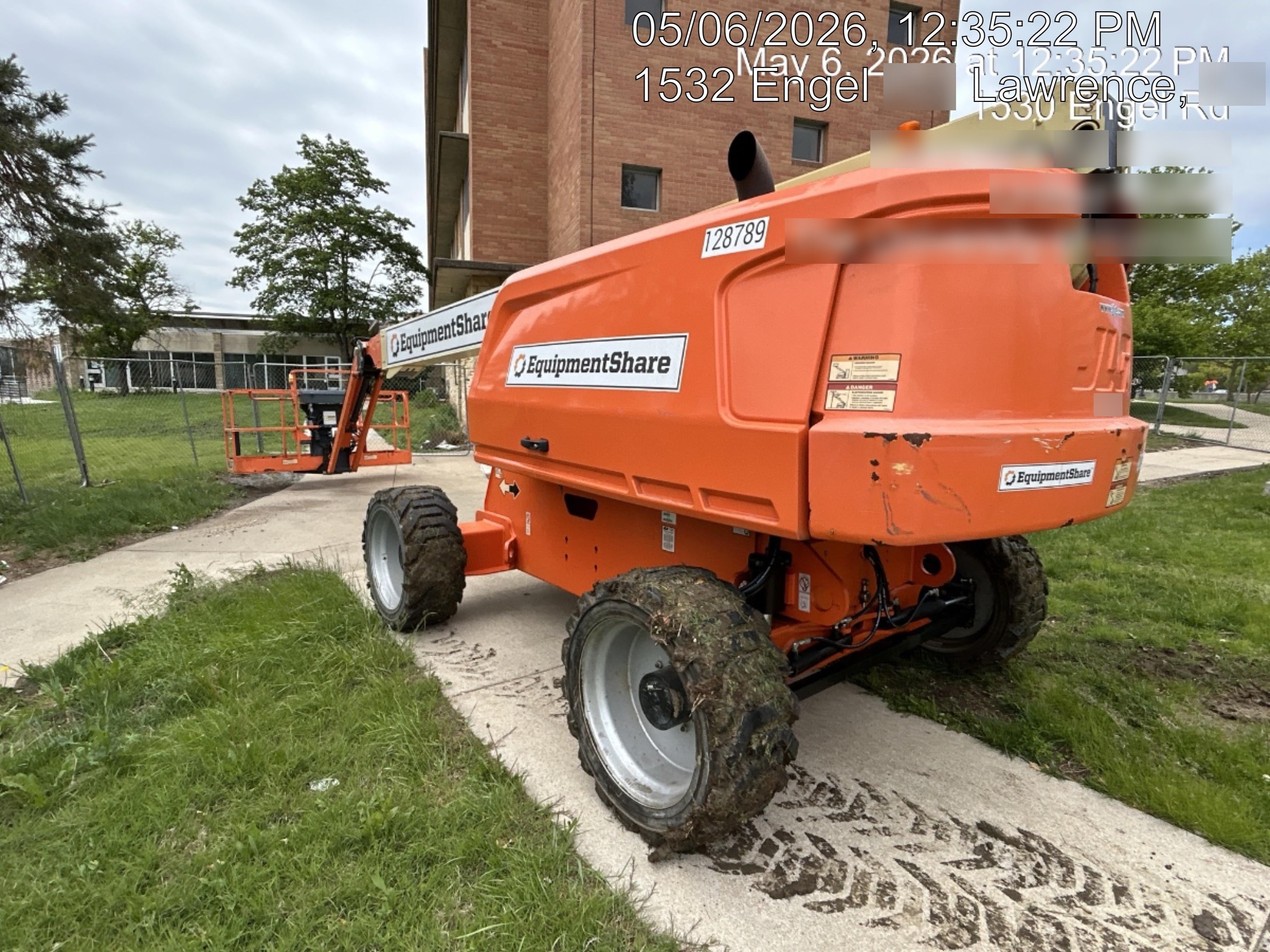 2021 JLG 660SJ