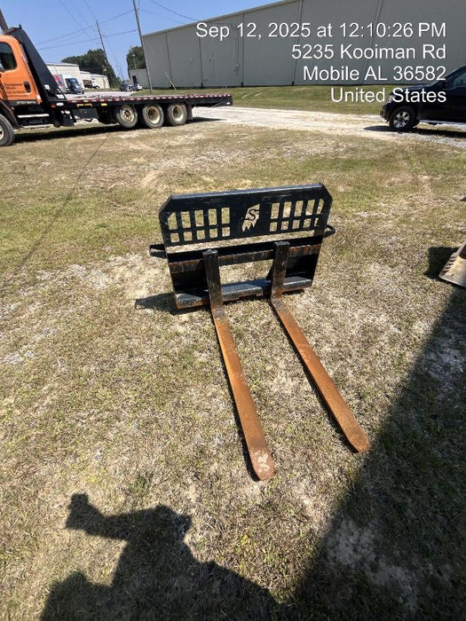 2024 SOLESBEE 48" Pallet Forks - Solesbee