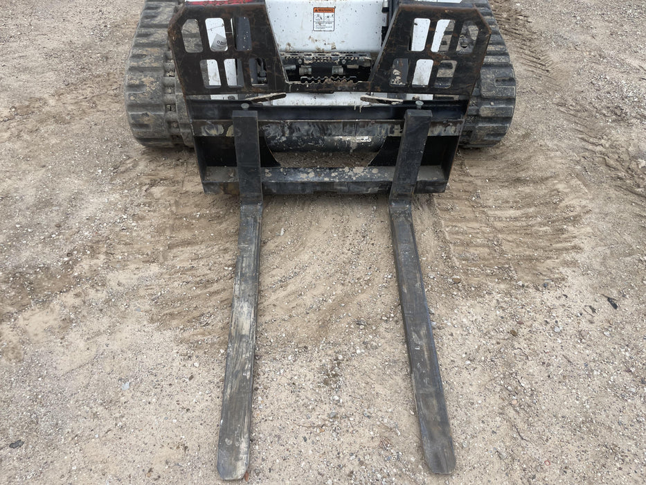 2021 FEMA 48" Pallet Forks - FEMA