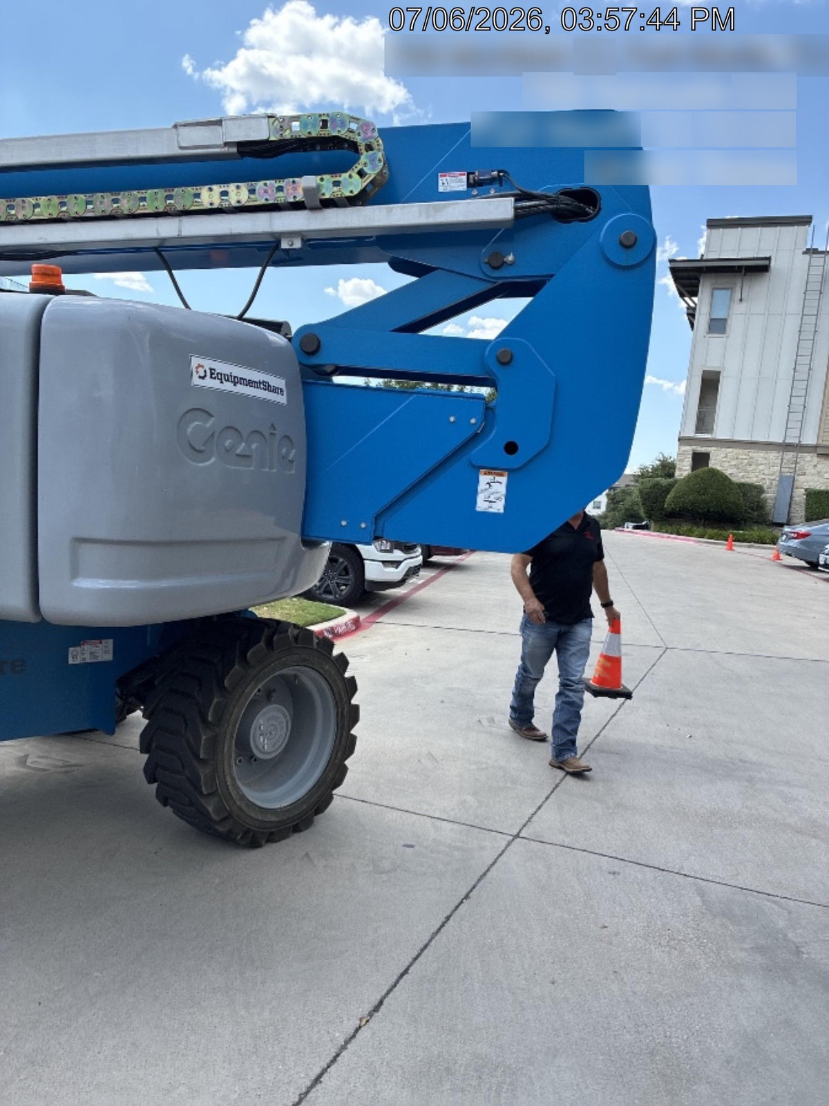 2024 GENIE Z-80/60