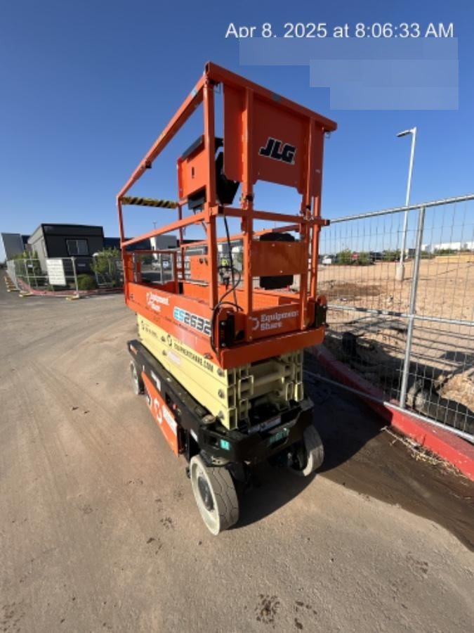 2022 JLG ES2632