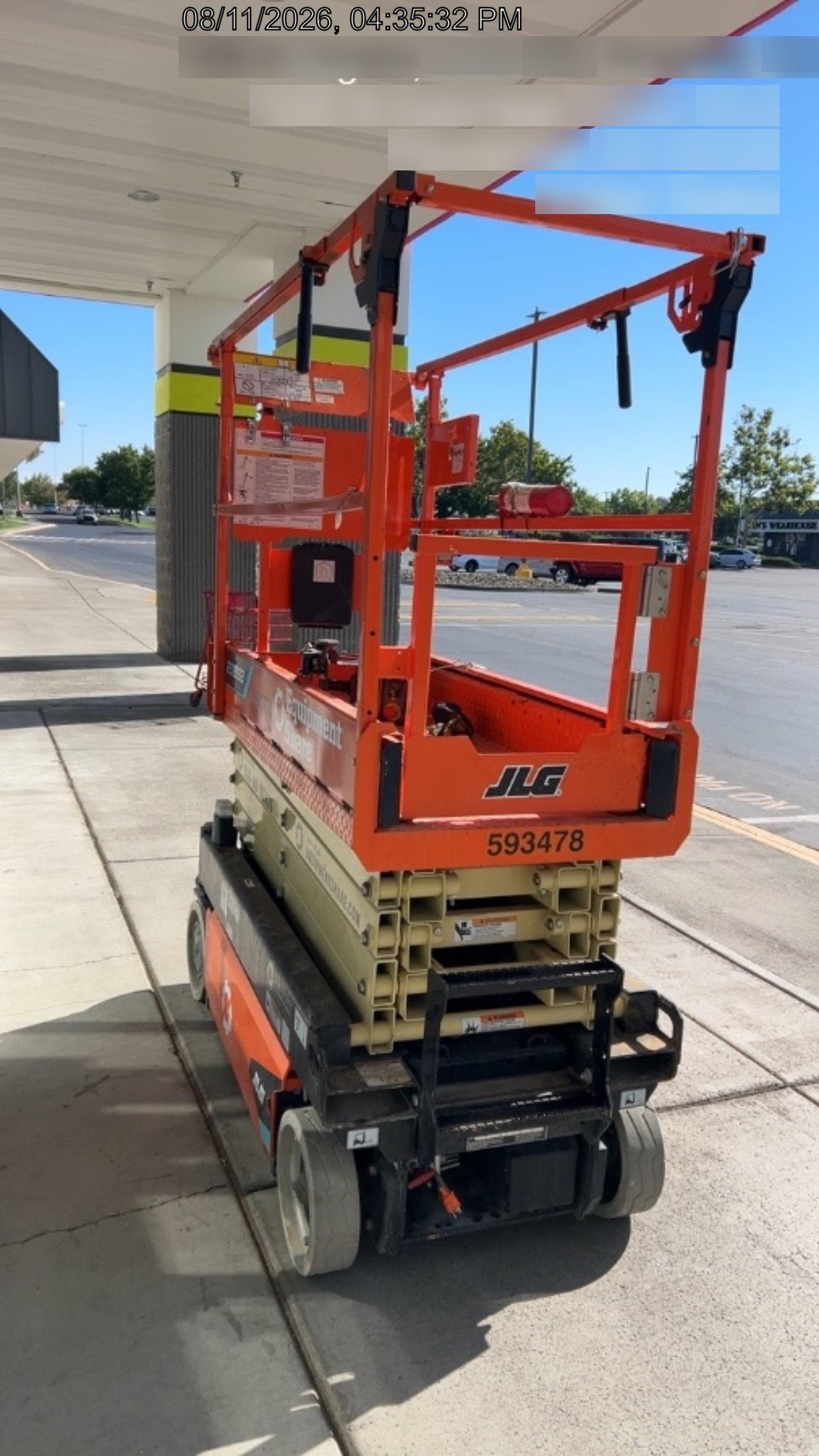 2025 JLG ES1932
