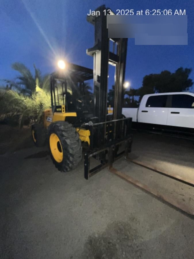 2021 JCB 930-4