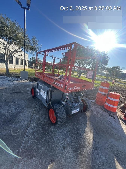 2017 SKYJACK SJ6826 RT