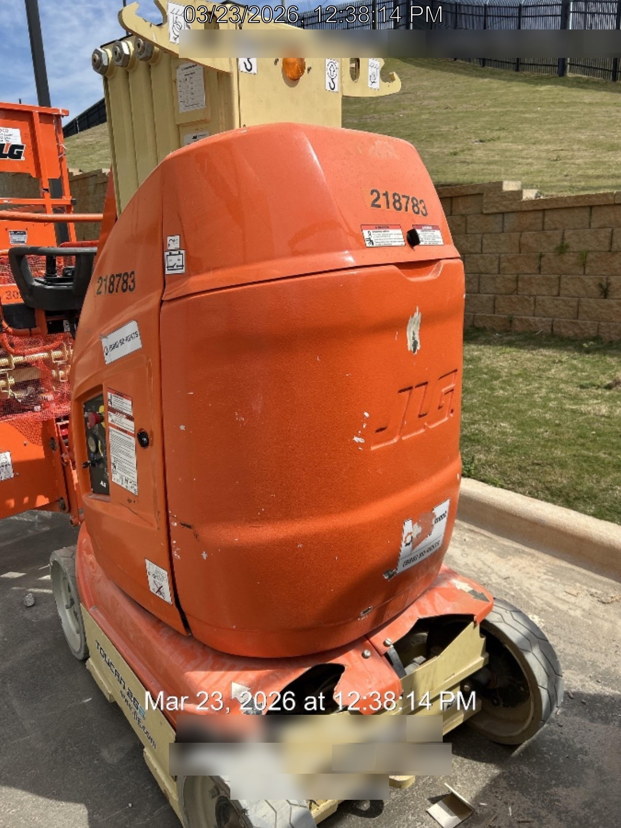 2022 JLG 26E