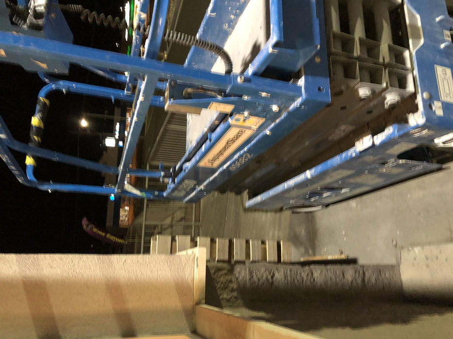 2019 Genie GS-1930 Fixed rails with chain Entry