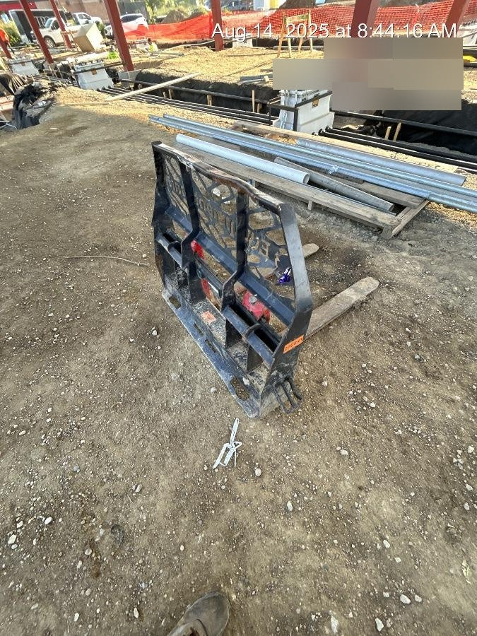 2022 PALADIN 48" Pallet Forks - Paladin