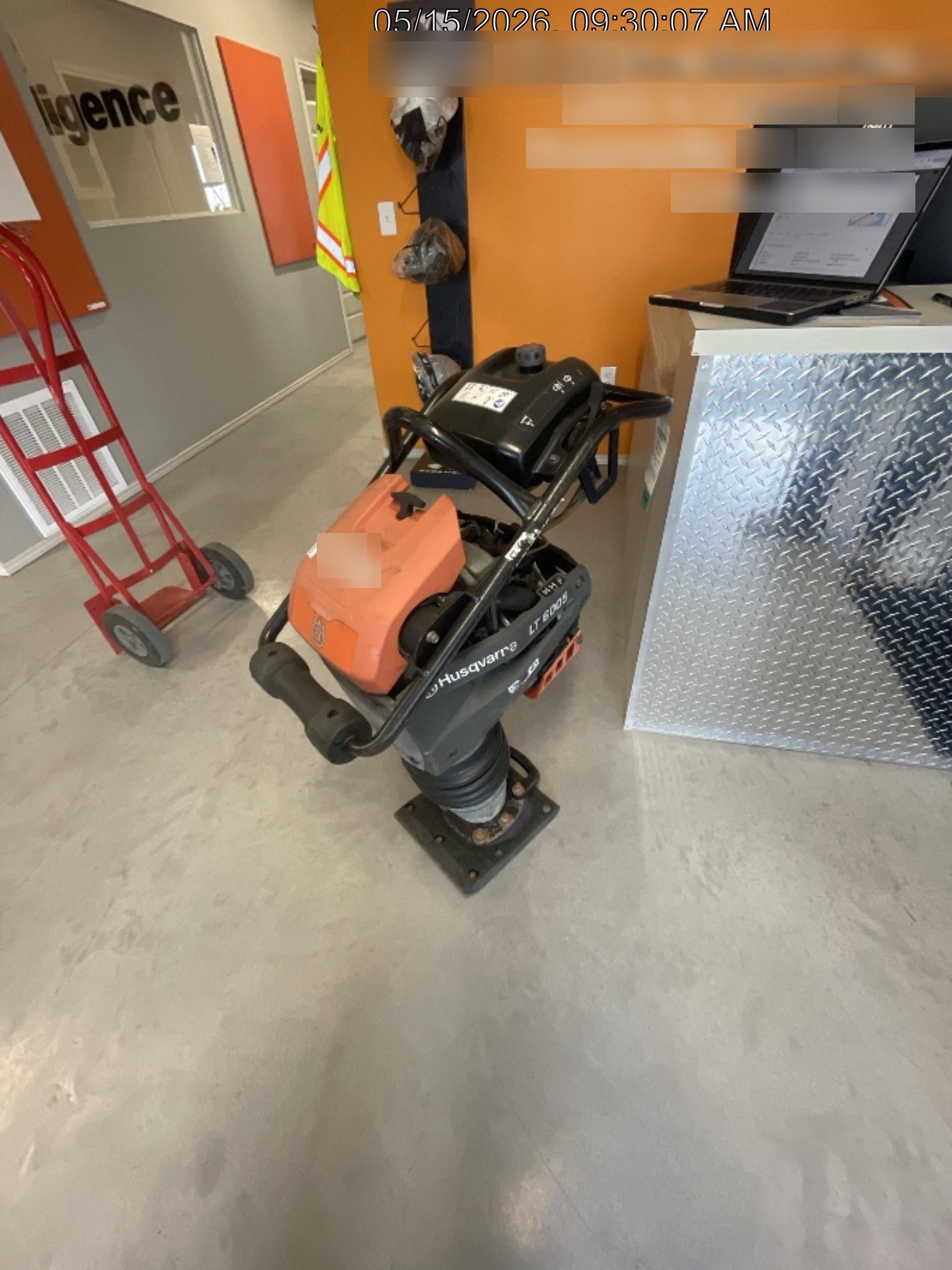 2025 HUSQVARNA LT6005