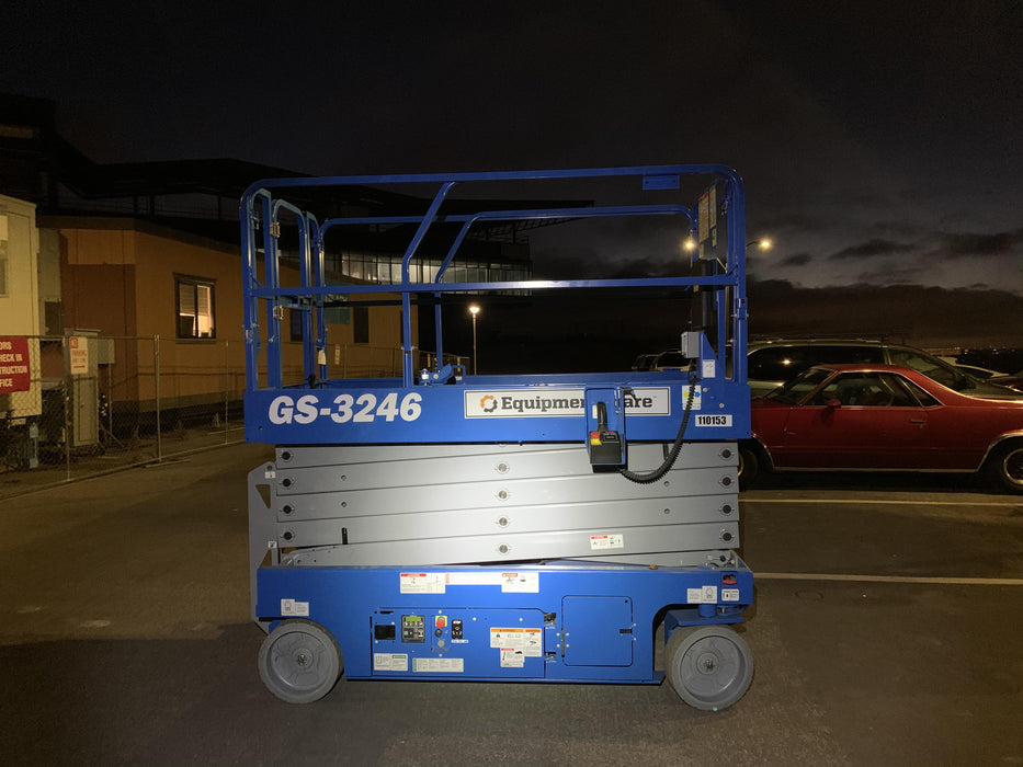 2020 Genie GS-3246 Standard, Folding full height swing gate, 800W Inverter