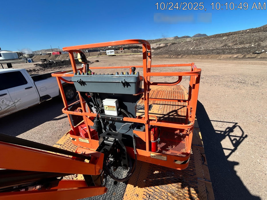 2021 JLG 450AJ