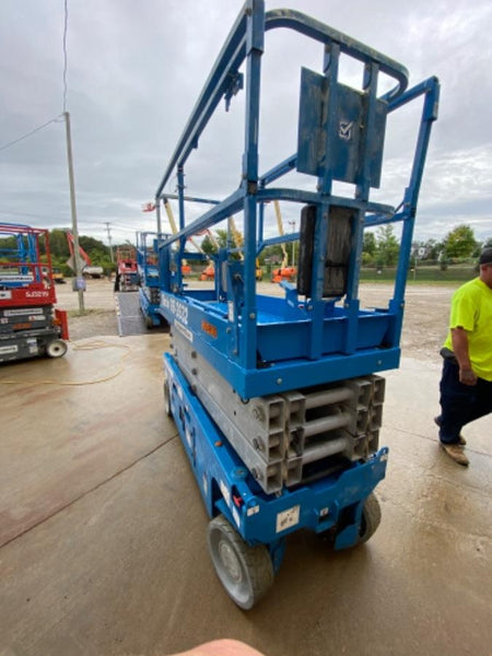 2022 GENIE GS-2632