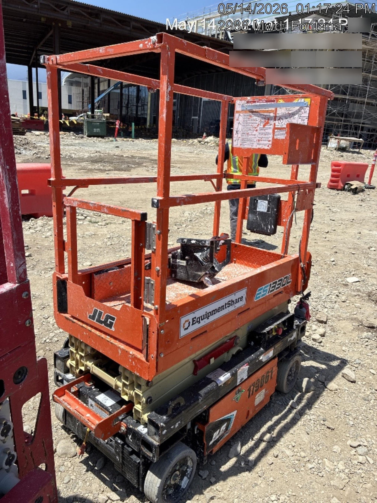2021 JLG ES1330L