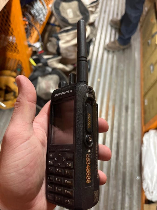 2023 MOTOROLA R7 DISPLAY