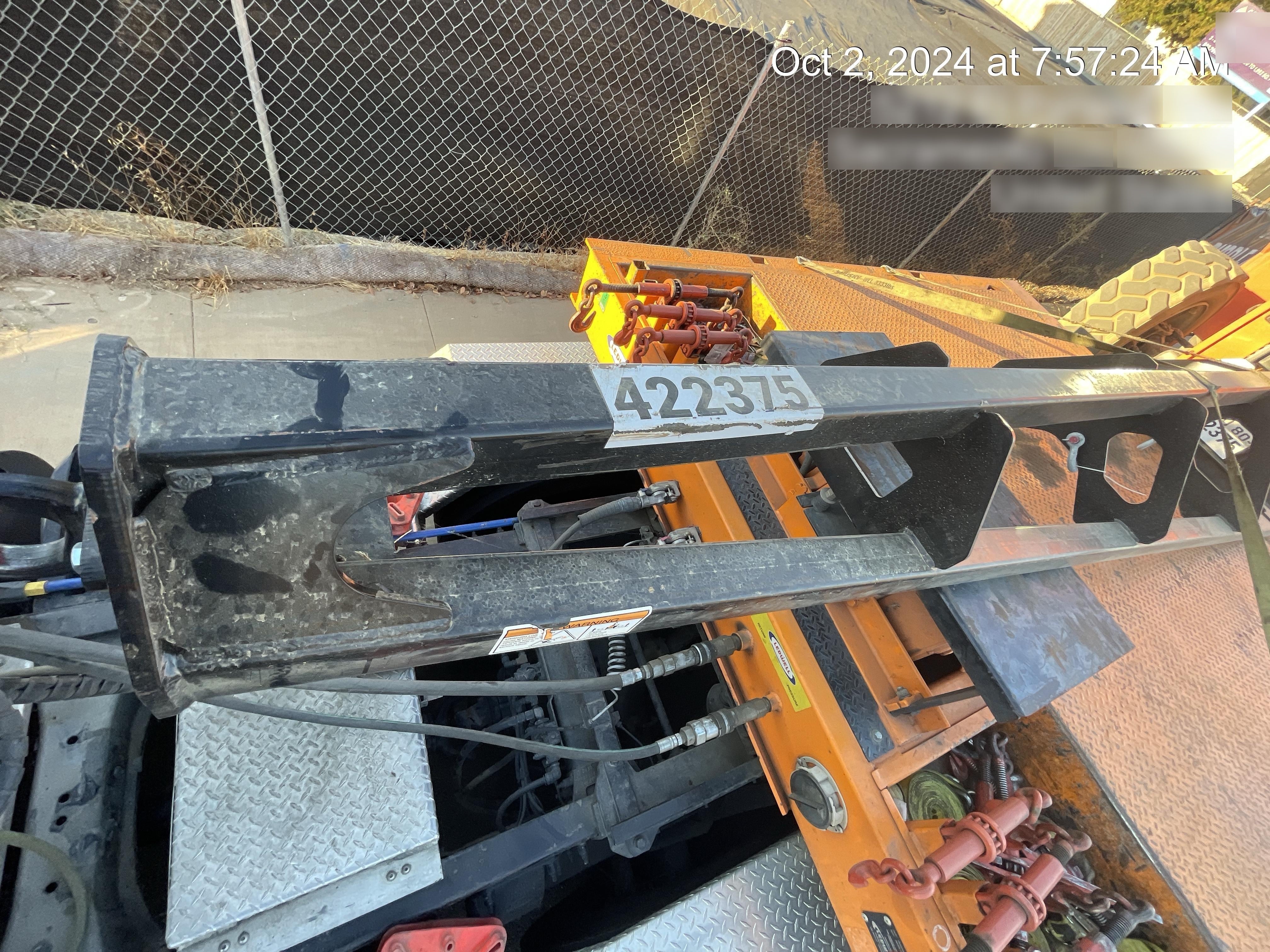 2024 JLG 100275853